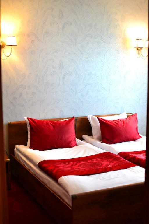 Kera Hotel Nesterenki Pokój zdjęcie