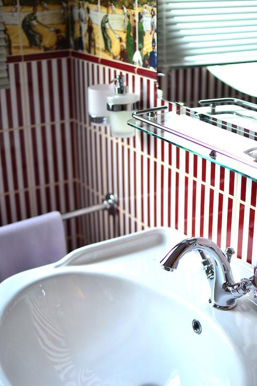 Kera Hotel Nesterenki Pokój zdjęcie